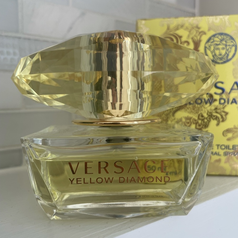 Versace Yellow Diamond